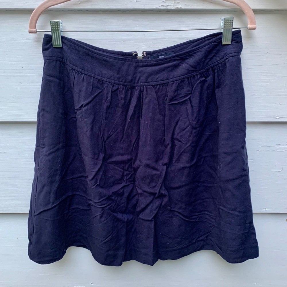 GAP Blue Skirt with POCKETS!